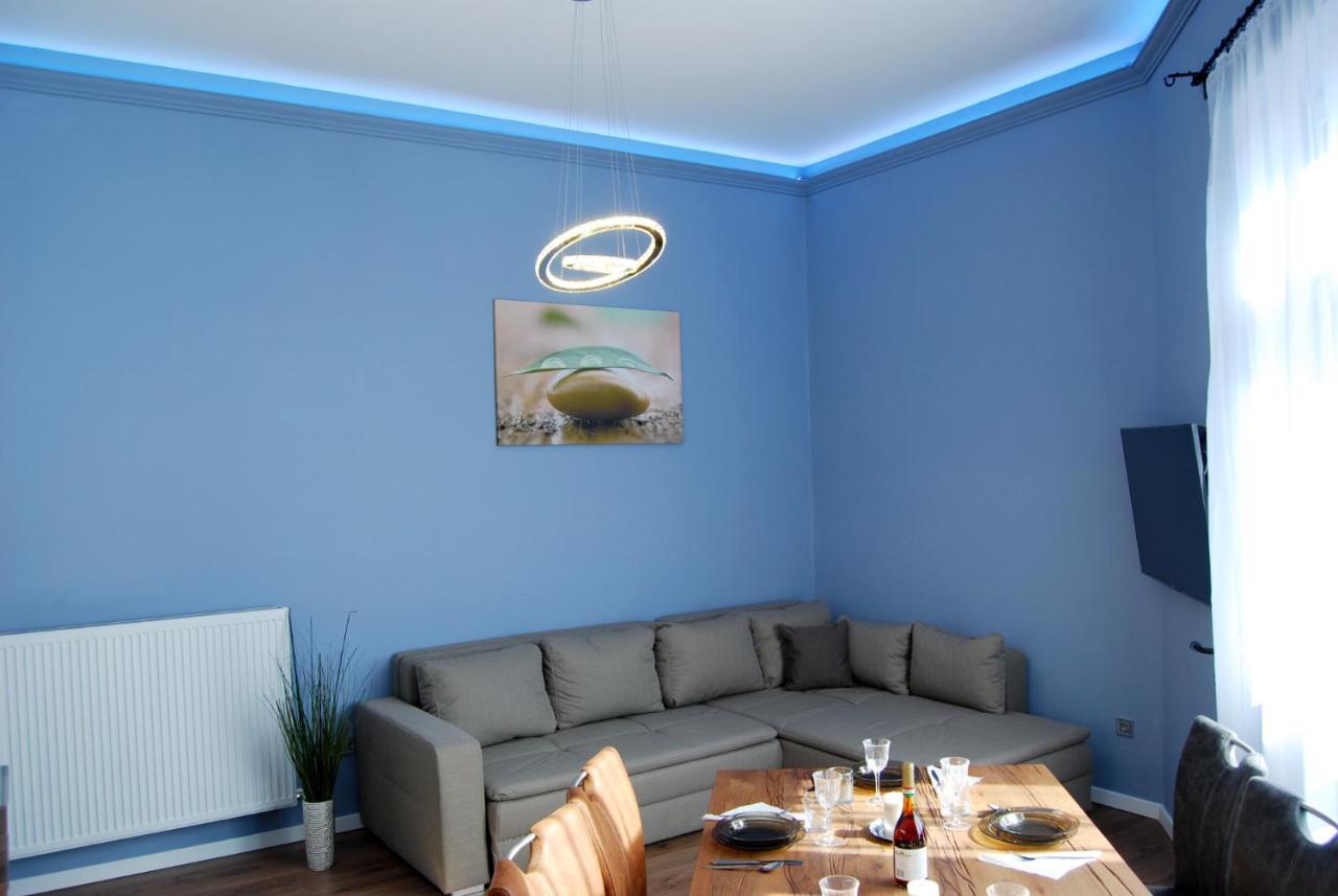 Luxurious With Balconies In Downtown Bp Lejlighed Budapest